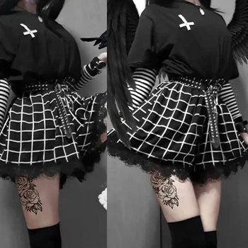 Kadın Şort Gotik Lolita Tarzı Ekose Şort Etekler Seksi Dantel Patchwork Bel kısa pantolon Gevşek Mini Cosplay Etekler Şort