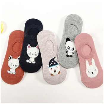 5 Çift / grup Harajuku Kadın Çorap Pamuk Baskı Hayvan Desen Kedi Tavşan Panda Sevimli Meias Silikon Kayma Nefes Rahat Çorap