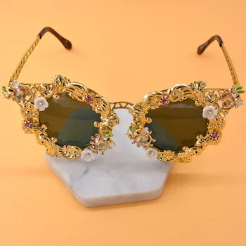 Yeni Kristaller Süsleme Kedi Göz Gözlük Moda Plaj Açık güneş gözlüğü Barok Retro Metal Çerçeve kadın Güneş Gözlüğü
